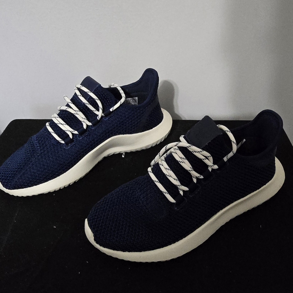 ADIDAS TUBULAR SHADOW
